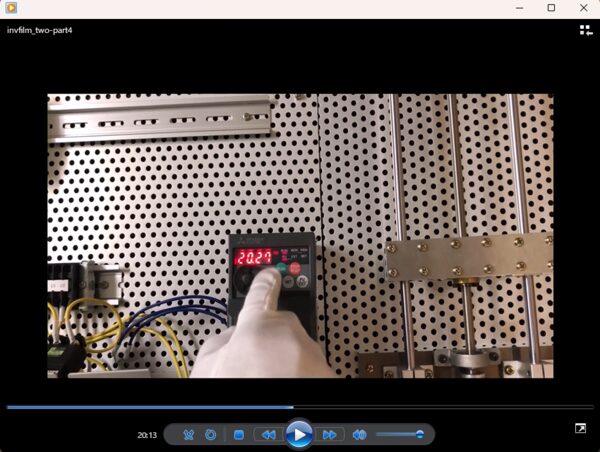 操作映像も見ながら説明